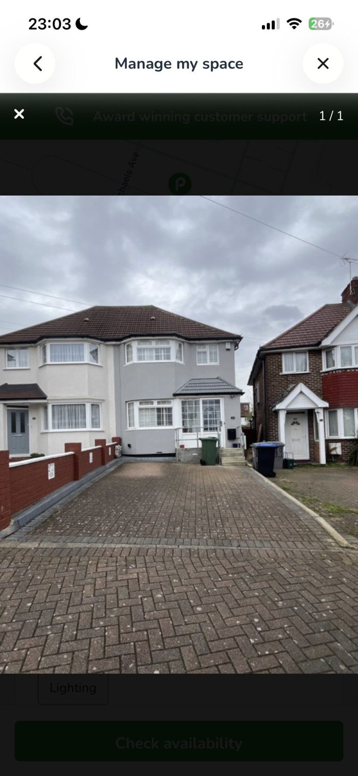 Photo of Tudor Court North, Willesden, HA9