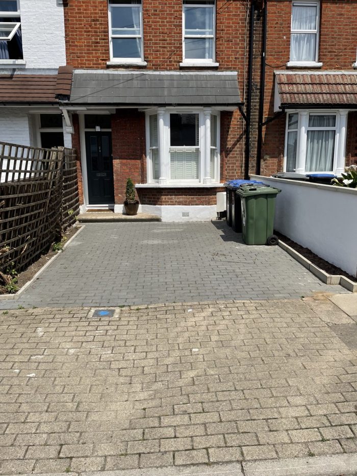 Photo of Rucklidge Avenue, Willesden, NW10