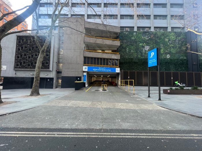 Photo of High Holborn, WC1V