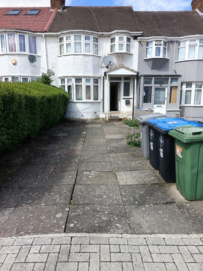 Photo of Chippenham Avenue, Willesden, HA9