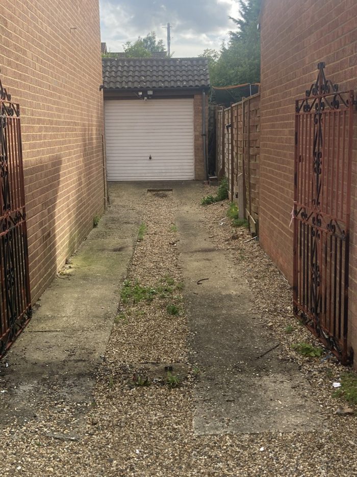 Photo of Leygreen Close, Luton, LU2