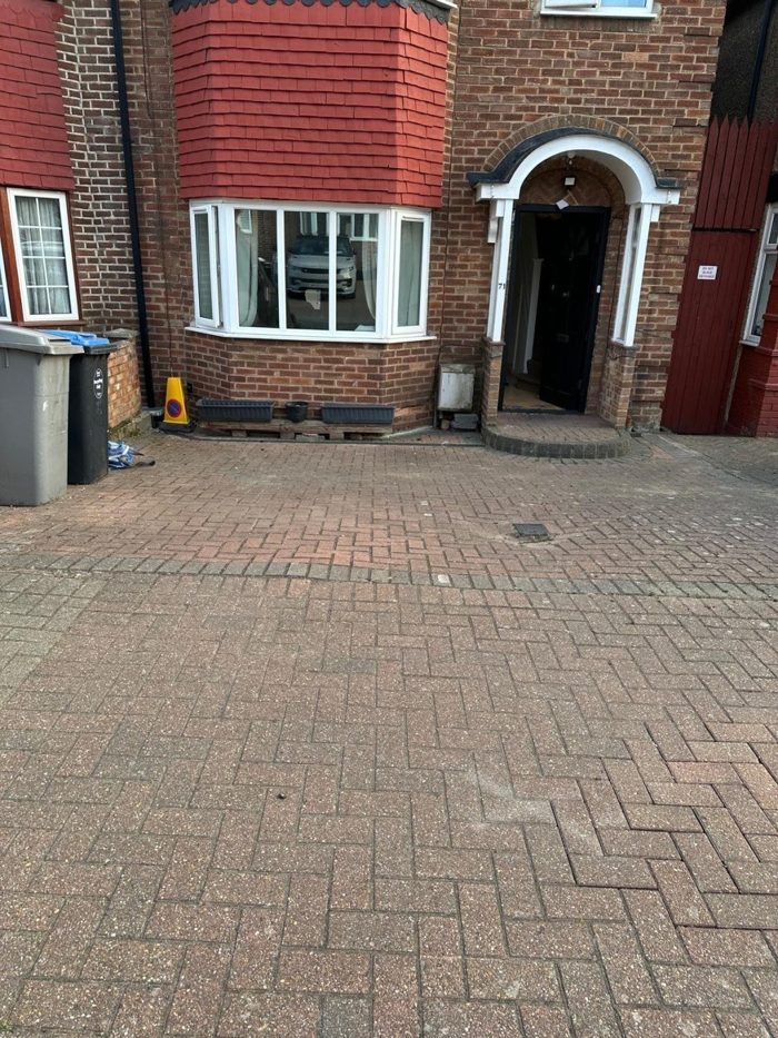 Photo of Tudor Ct S, Willesden, HA9
