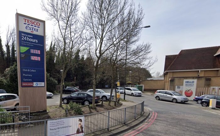 Photo of Tesco Extra, Croydon, CR8