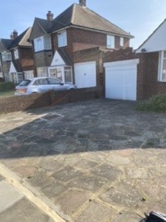 Photo of Cambridge Close, Heathrow, UB7