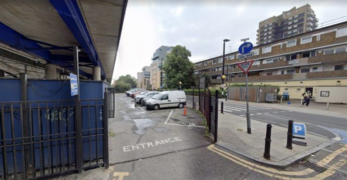 Photo of B, Whitechapel, E1