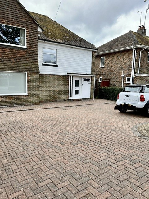 Photo of Victoria Road, Gatwick, RH6