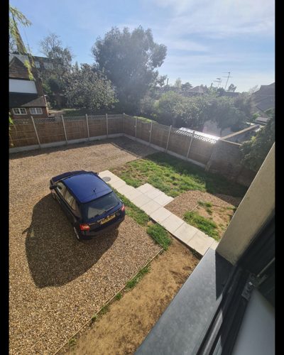 Oaks Road, Heathrow, TW19