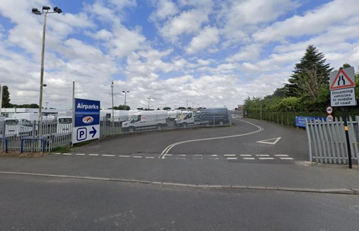 Photo of Birmingham Airport, B37