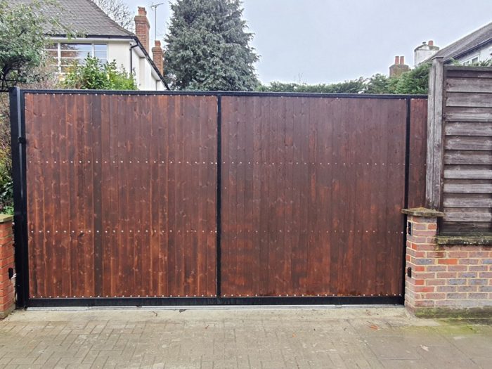 Photo of Osterley Road, Richmond, TW7