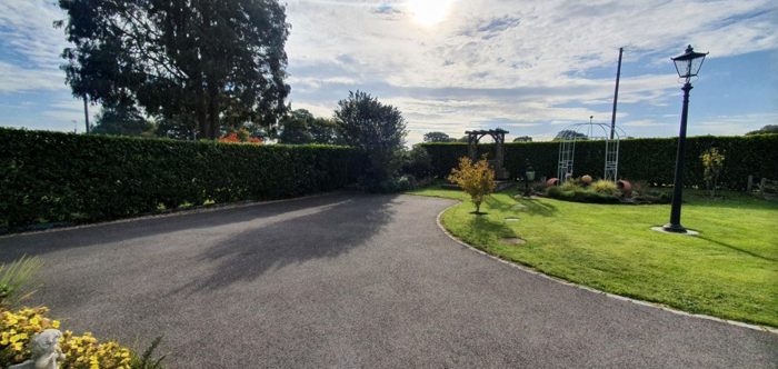Photo of Smallfield Road, Gatwick, RH6
