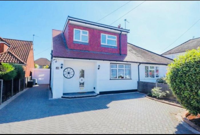 Photo of Deane Avenue, Hillingdon, HA4