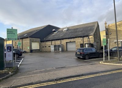 Trinity Street, Kirklees, HD1