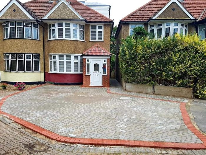 Photo of Sidmouth Avenue, Richmond, TW7