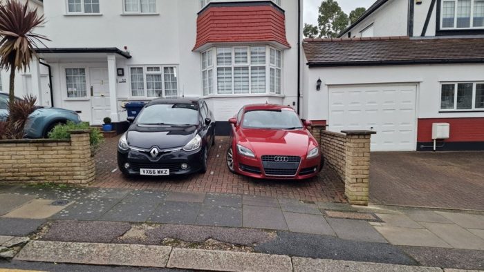 Photo of Crespigny Road, Brent Cross, NW4