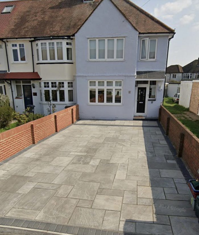 Photo of Leamington Close, Richmond, TW3