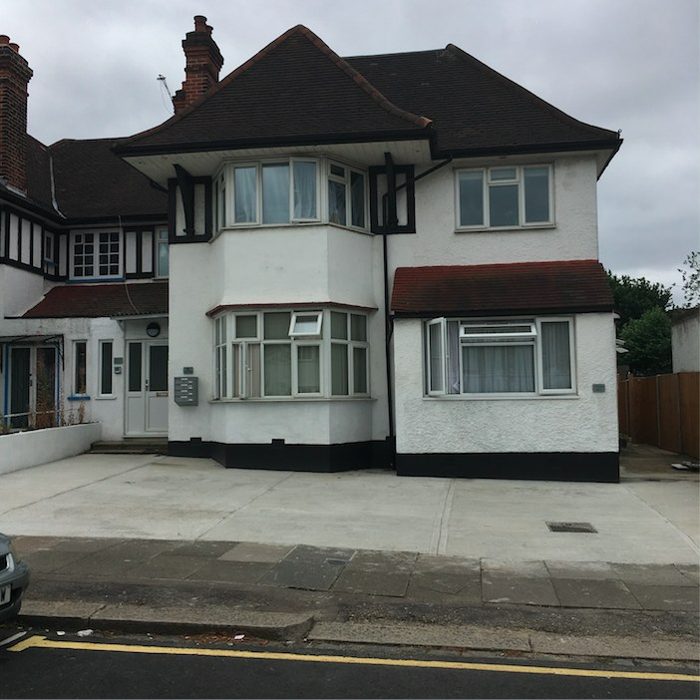 Photo of Sinclair Grove, Brent Cross, NW11
