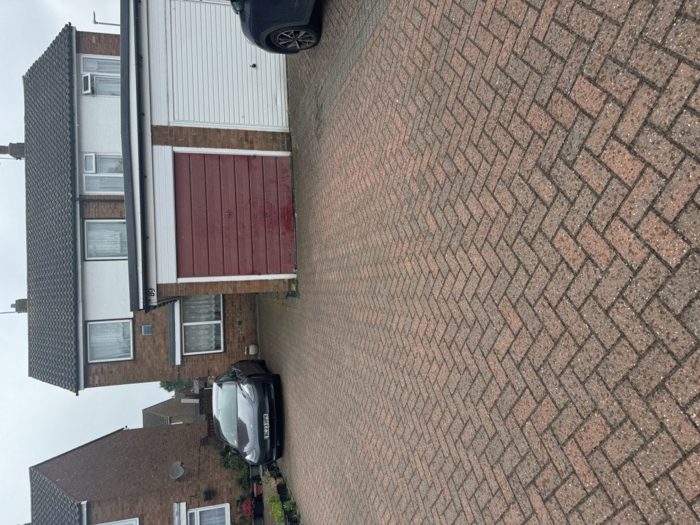 Photo of Pennine Way, Heathrow, UB3