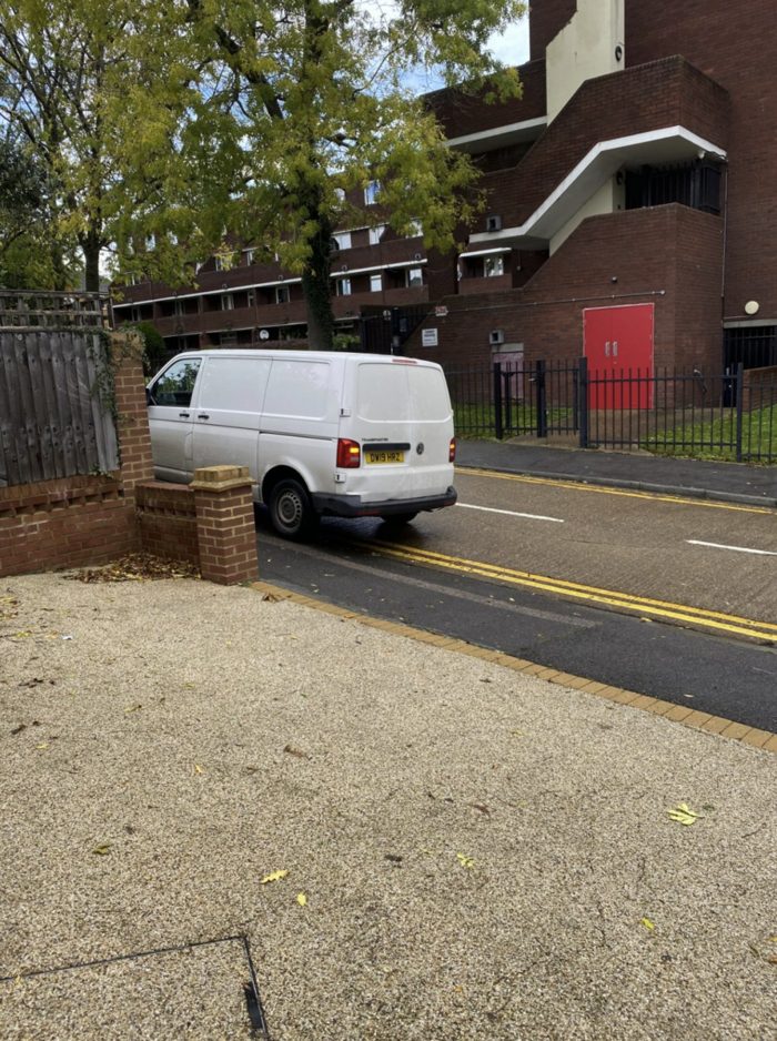 Photo of Glen Rise, Redbridge, IG8
