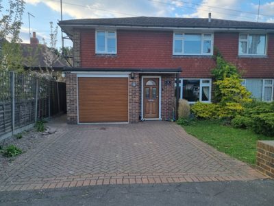 Avenue Gardens, Gatwick, RH6