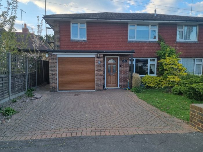 Photo of Avenue Gardens, Gatwick, RH6