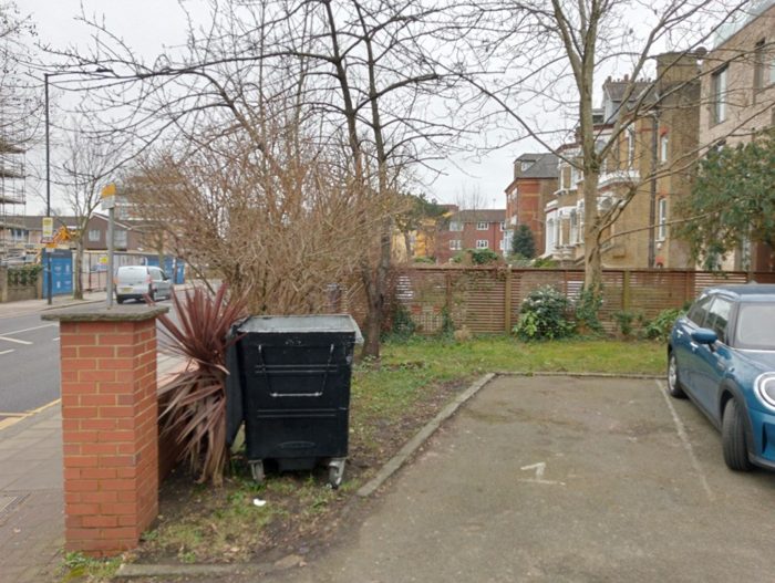 Photo of Willesden Lane, NW6