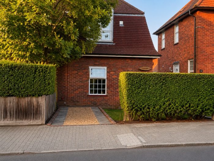 Photo of Dover House Road, Putney, SW15