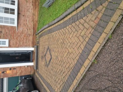 Melford Close, Luton, LU2