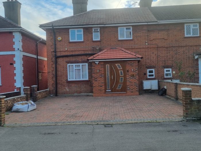 Photo of Lyon Park Avenue, Ealing, HA0