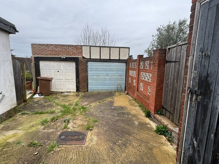 Photo of Rutland Crescent, Luton, LU2