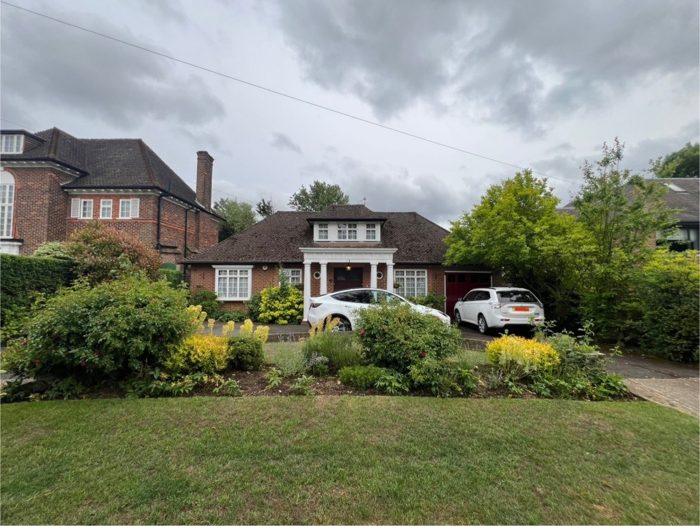 Photo of Valencia Road, Harrow, HA7