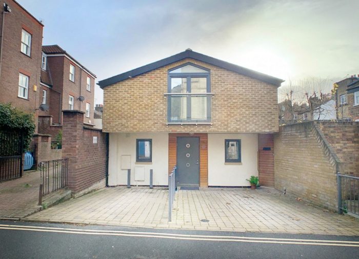 Photo of Piano House, Richmond, TW10