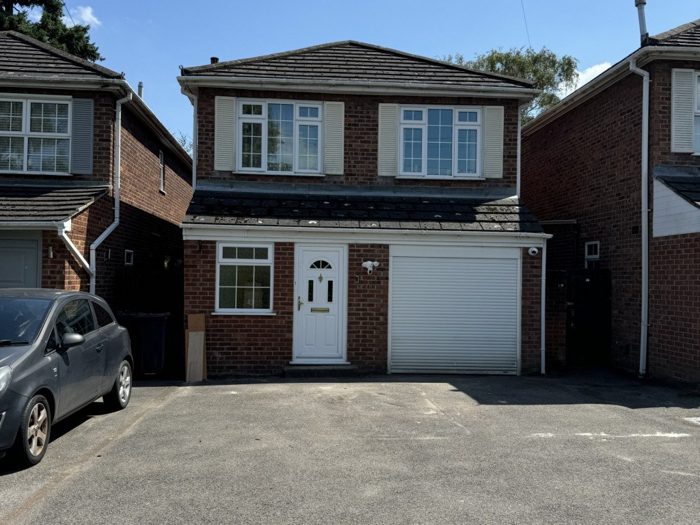 Photo of Madeira Road, Woking, KT14