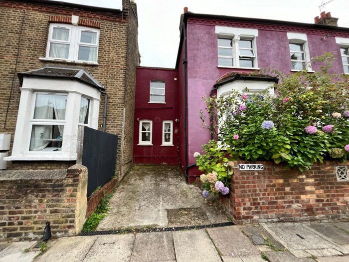 Photo of Vale Road, Finsbury Park, N4