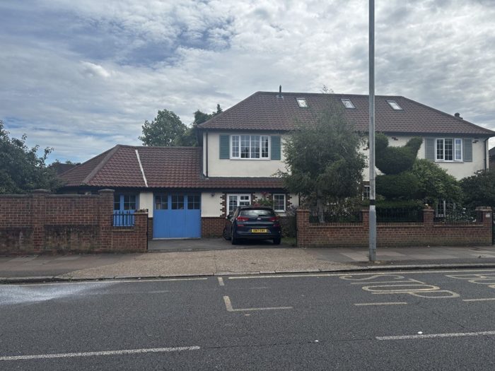 Photo of Belmont Road, Hillingdon, UB8