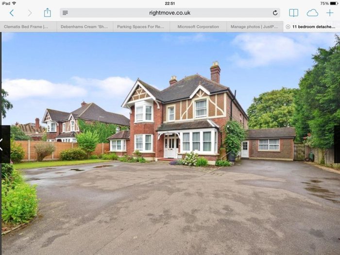 Photo of Massetts Road, Gatwick, RH6