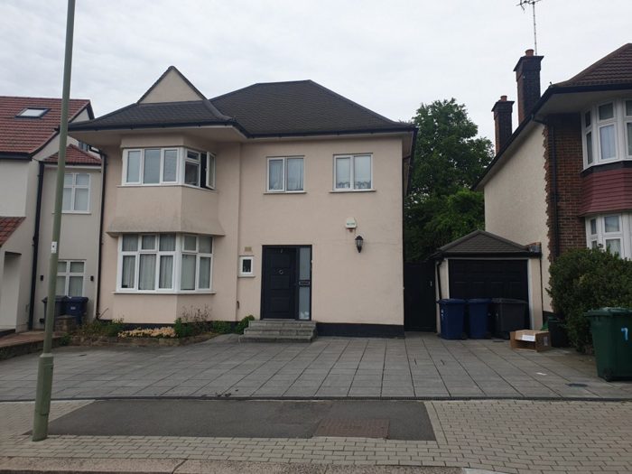 Photo of Cheyne Walk, Brent Cross, NW4
