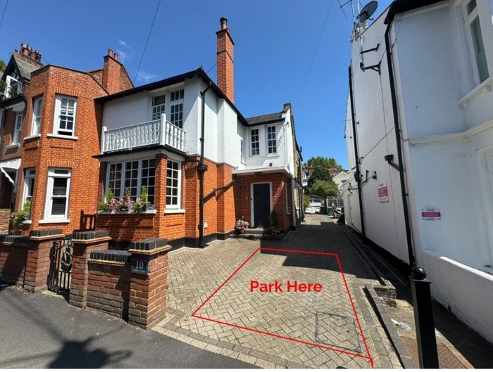 Photo of Trinity Avenue, Southend-on-Sea, SS0