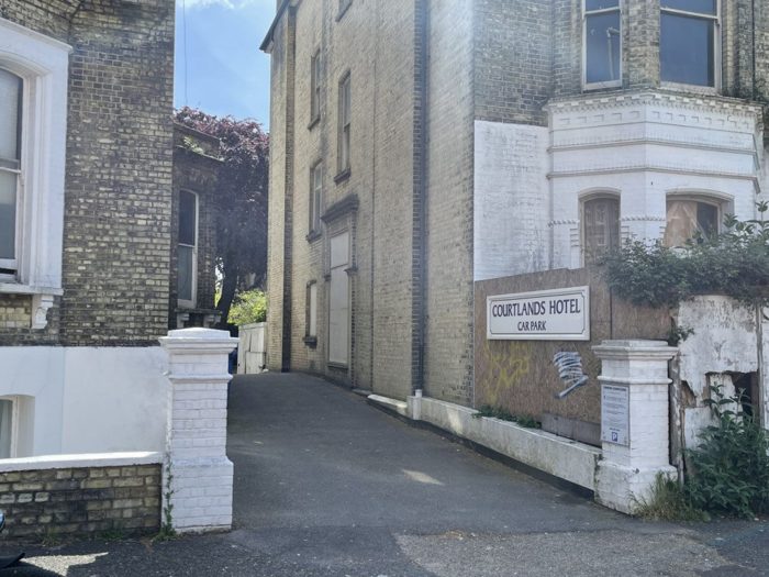 Photo of Courtlands Hotel, Brighton and Hove, BN3