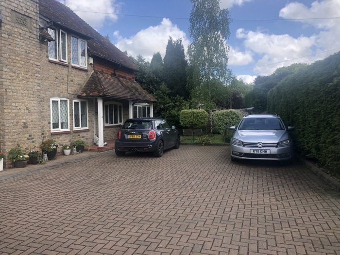 Photo of Victoria Road, Gatwick, RH6