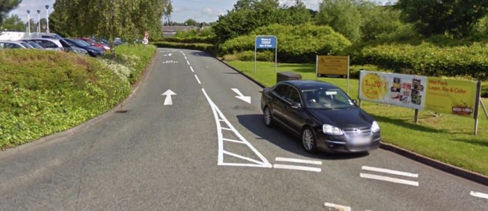 Photo of Tesco Superstore, Cheshire East, SK10