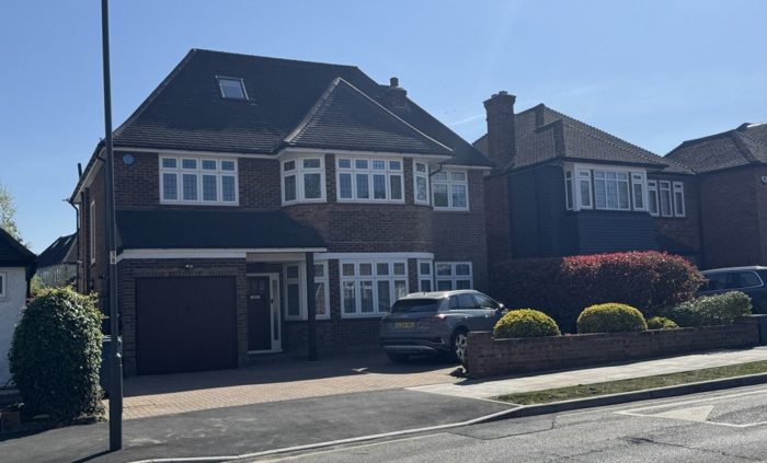 Photo of Pangbourne Drive, Harrow, HA7
