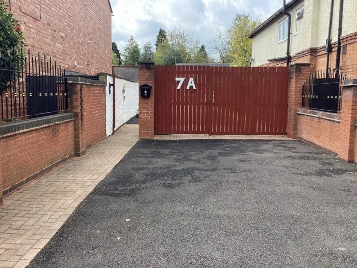 Photo of Elmdon Road, Solihull, B37