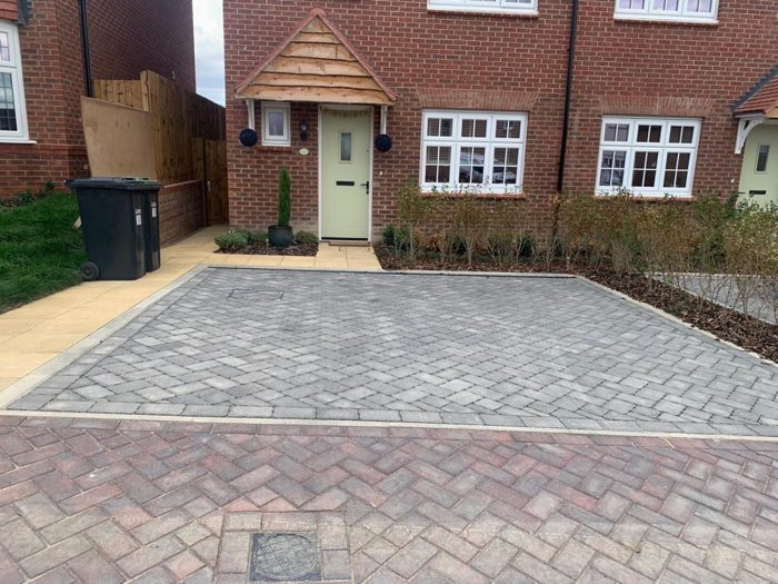 Photo of Armstrong Road, Luton, LU2