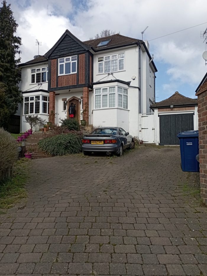 Photo of Wise Lane, Brent Cross, NW7