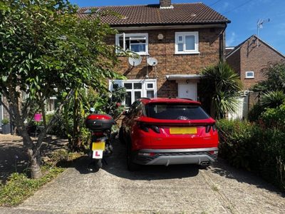 George Crescent, Barnet, N10