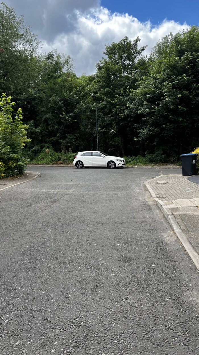 Photo of Cambridge Close, Willesden, NW10