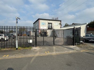 Oxford House, Cardiff, CF24