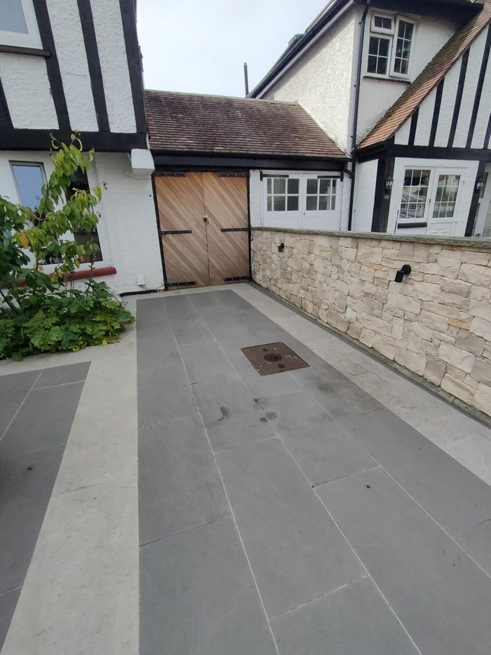 Photo of Queen Annes Gardens, Ealing, W5