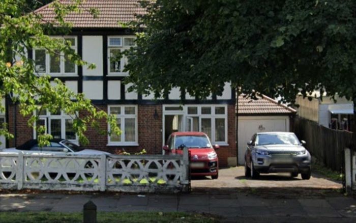 Photo of Forty Lane, Willesden, HA9