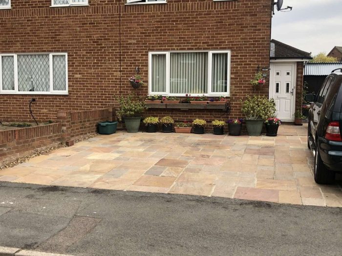 Photo of Rowelfield, Luton, LU2